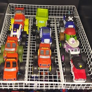 Blaze and the Monster Machine Car Set